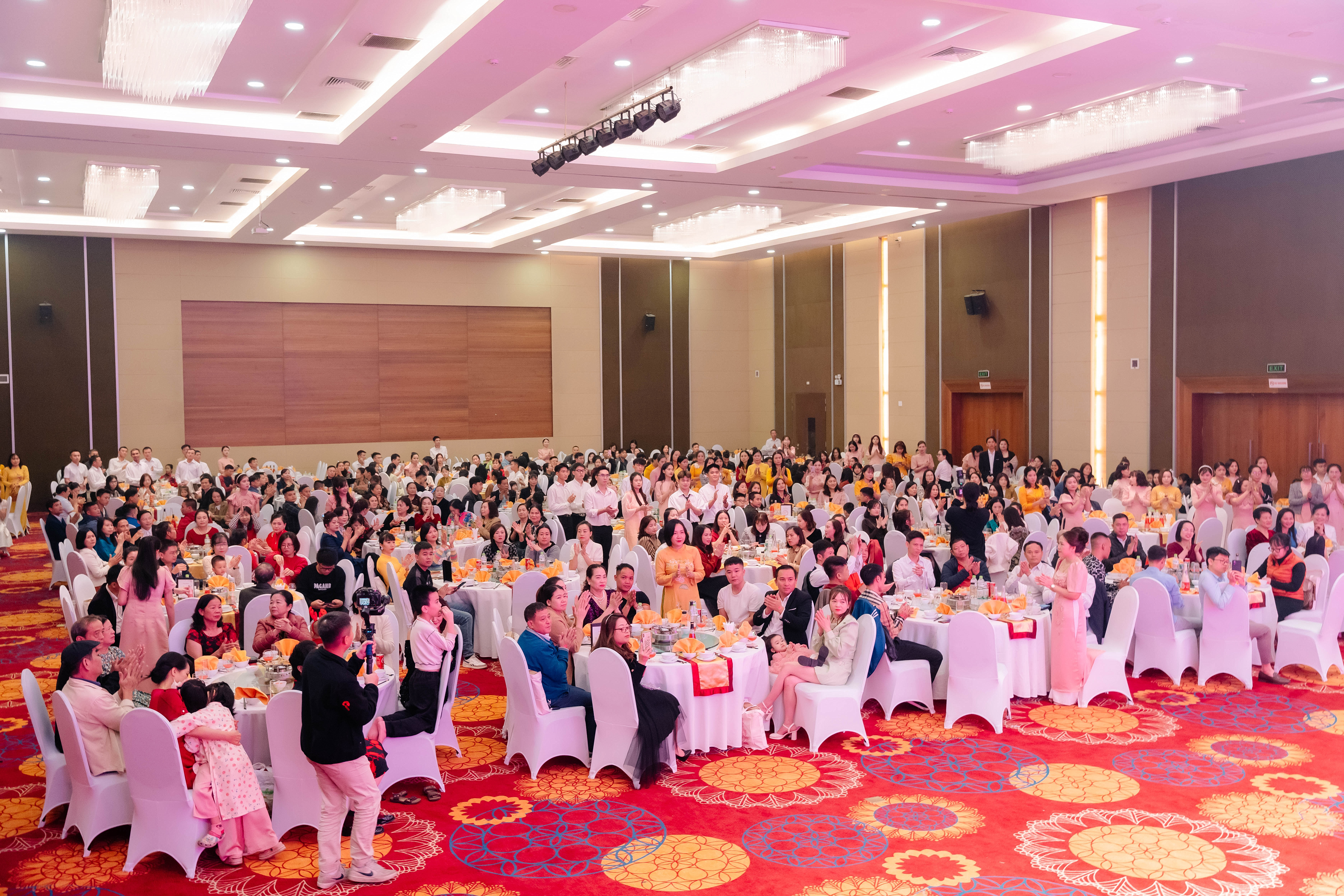 Phương Đông Grand Ballroom